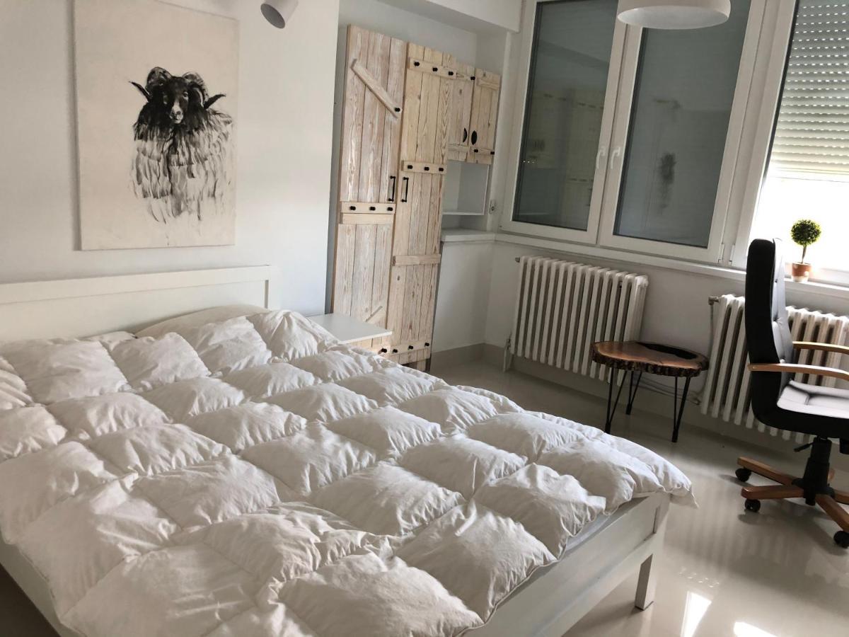 Апартаменты Artistic Luxury Скопье Экстерьер фото
